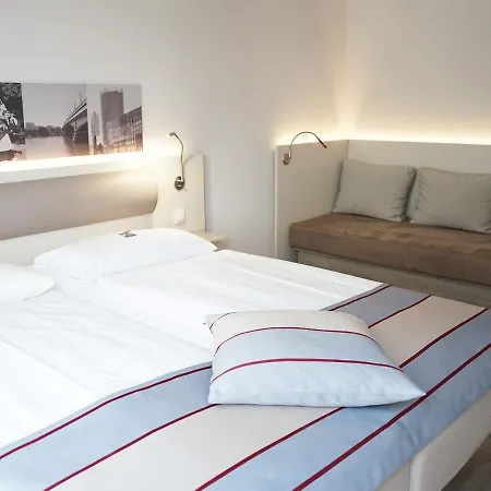 Hotel Bonn City 3*